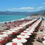 Paradiso Al Mare Shared Pool - Happy Апартаменты *