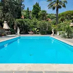 Paradiso Al Mare Shared Pool - Happy