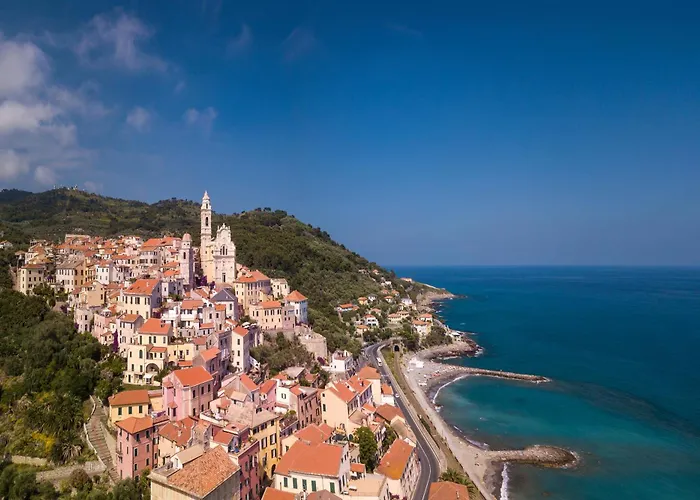 Paradiso Al Mare Shared Pool - Happy Apartment