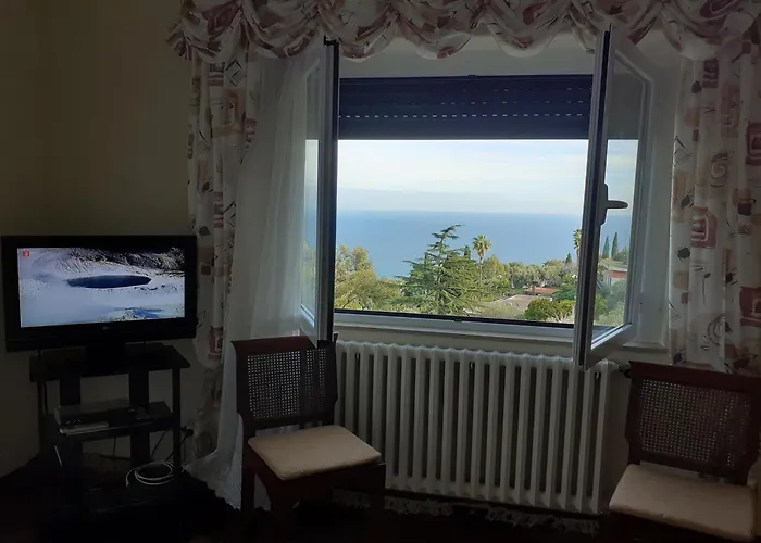 Paradiso Al Mare Shared Pool - Happy Apartment Diano Marina